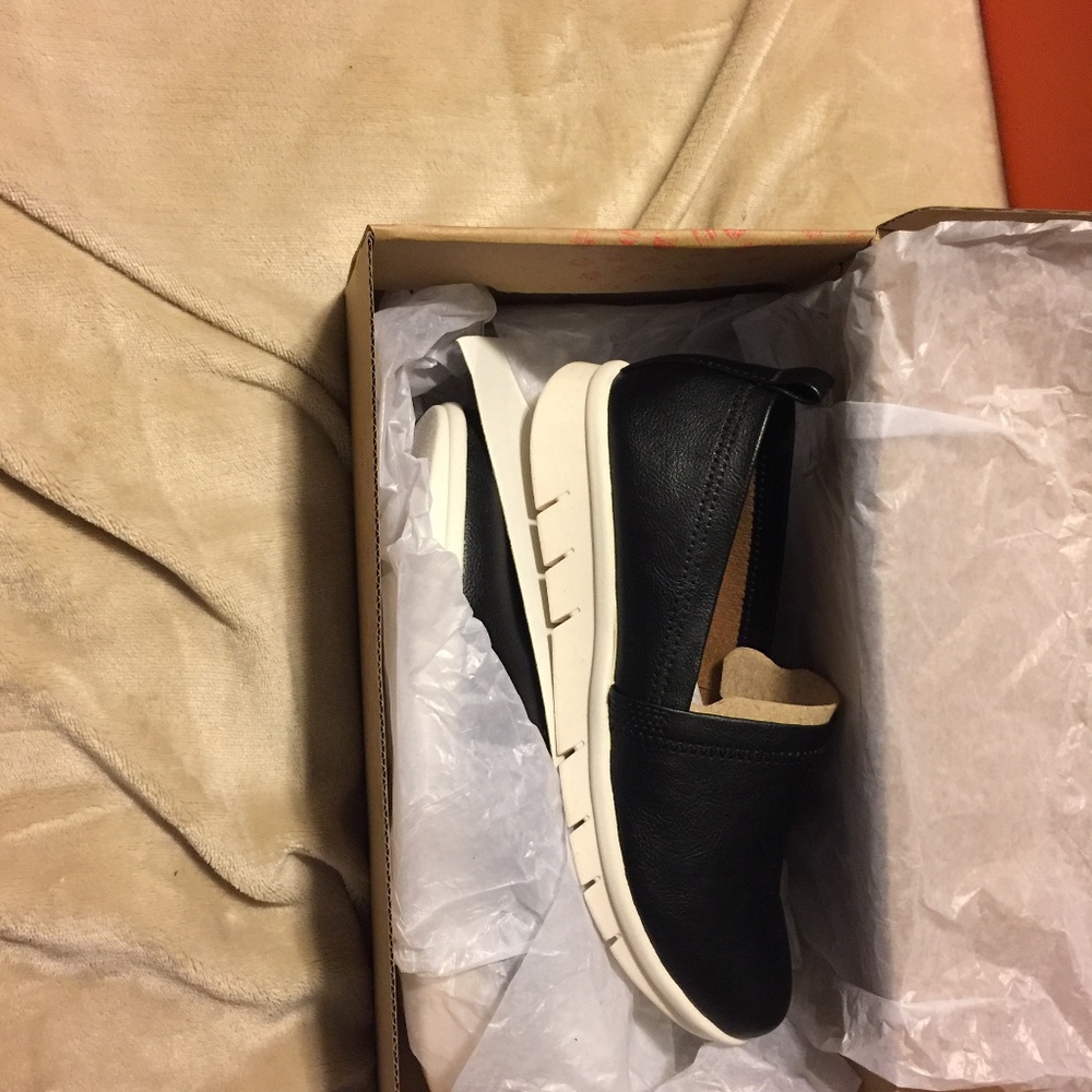 EuroSoft Women’s Shoes 7.5